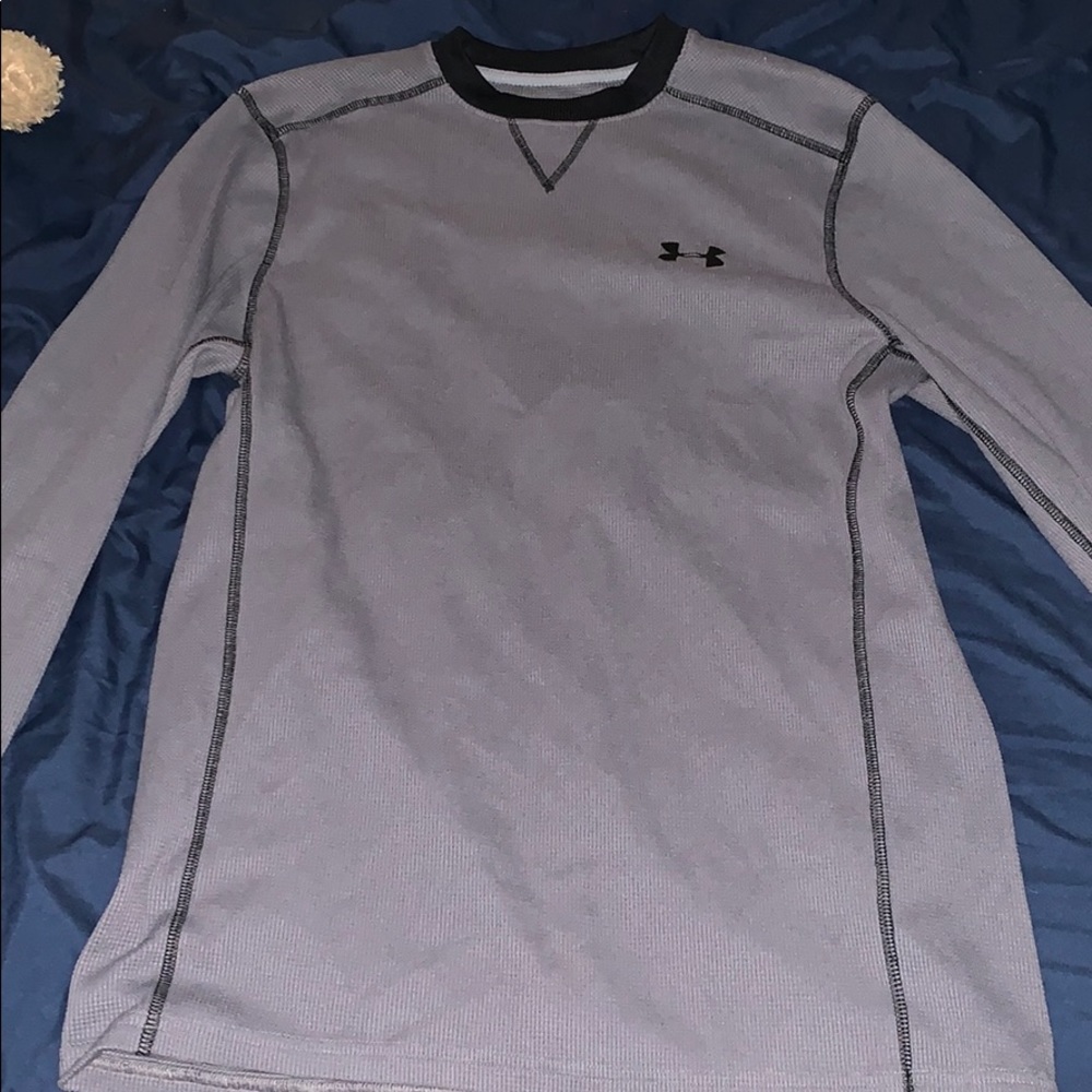 Under armor thermal undershirt